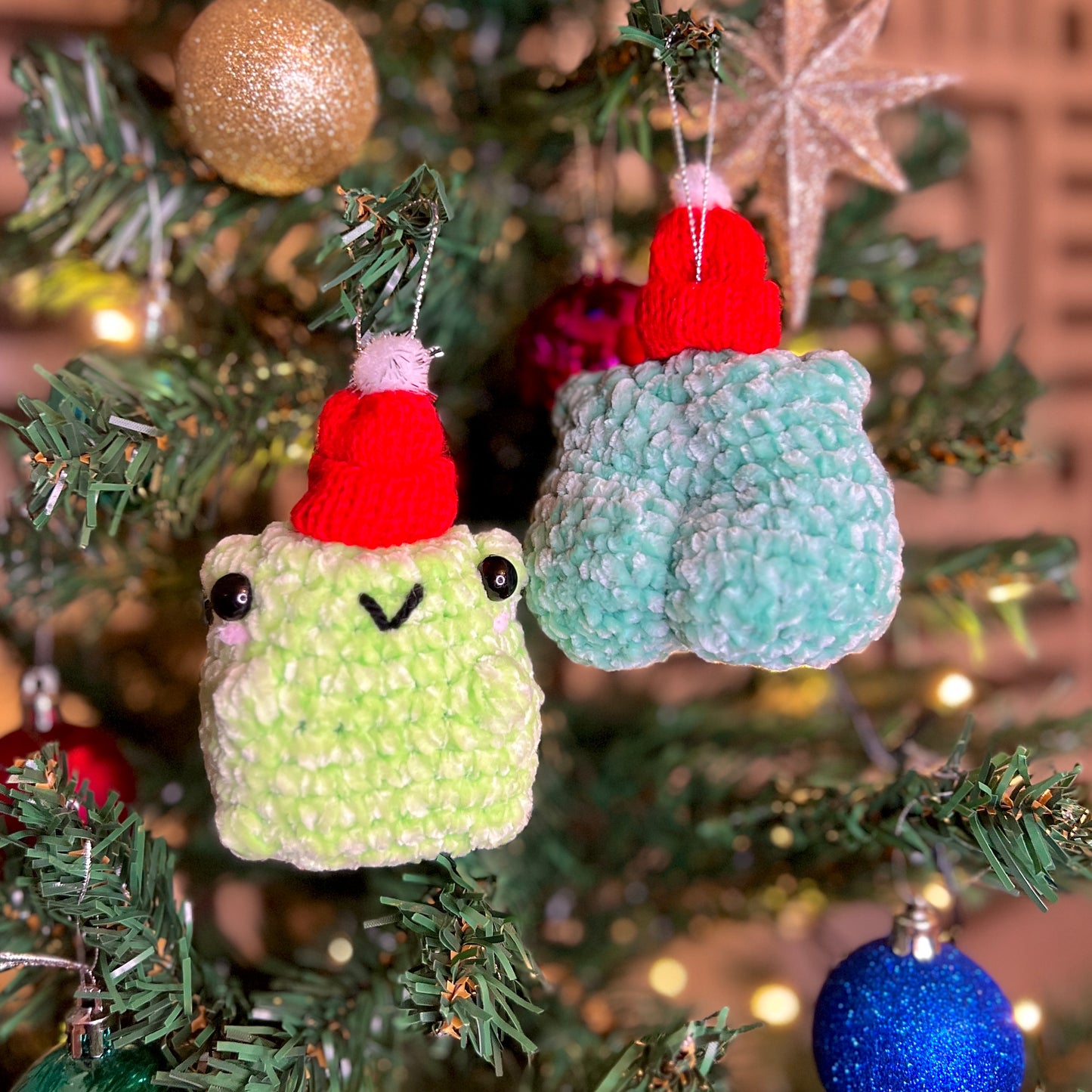 Big Booty Bauble // Toad Edition