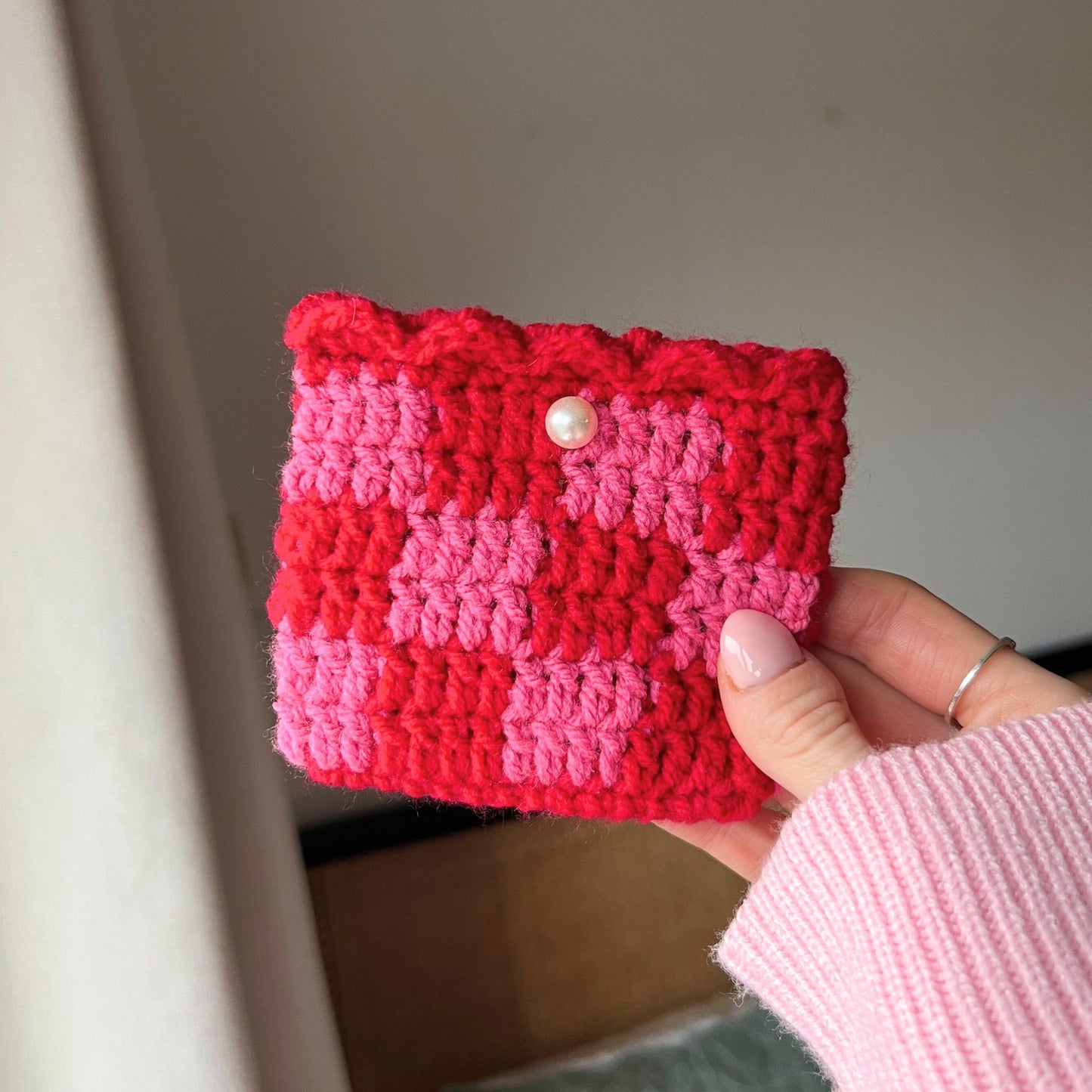 Crochet Love Checkerboard Card Holder