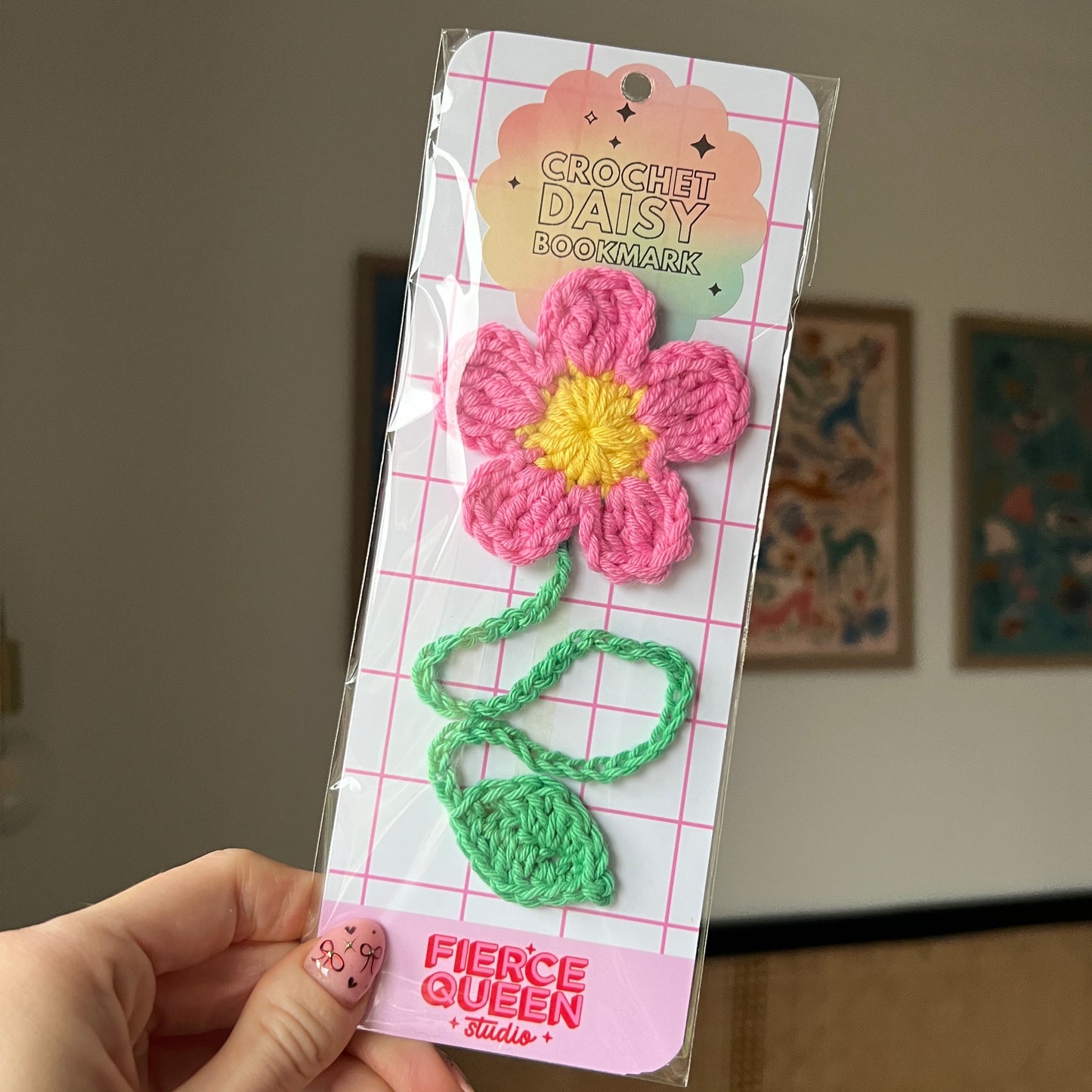 Crochet Daisy Bookmark