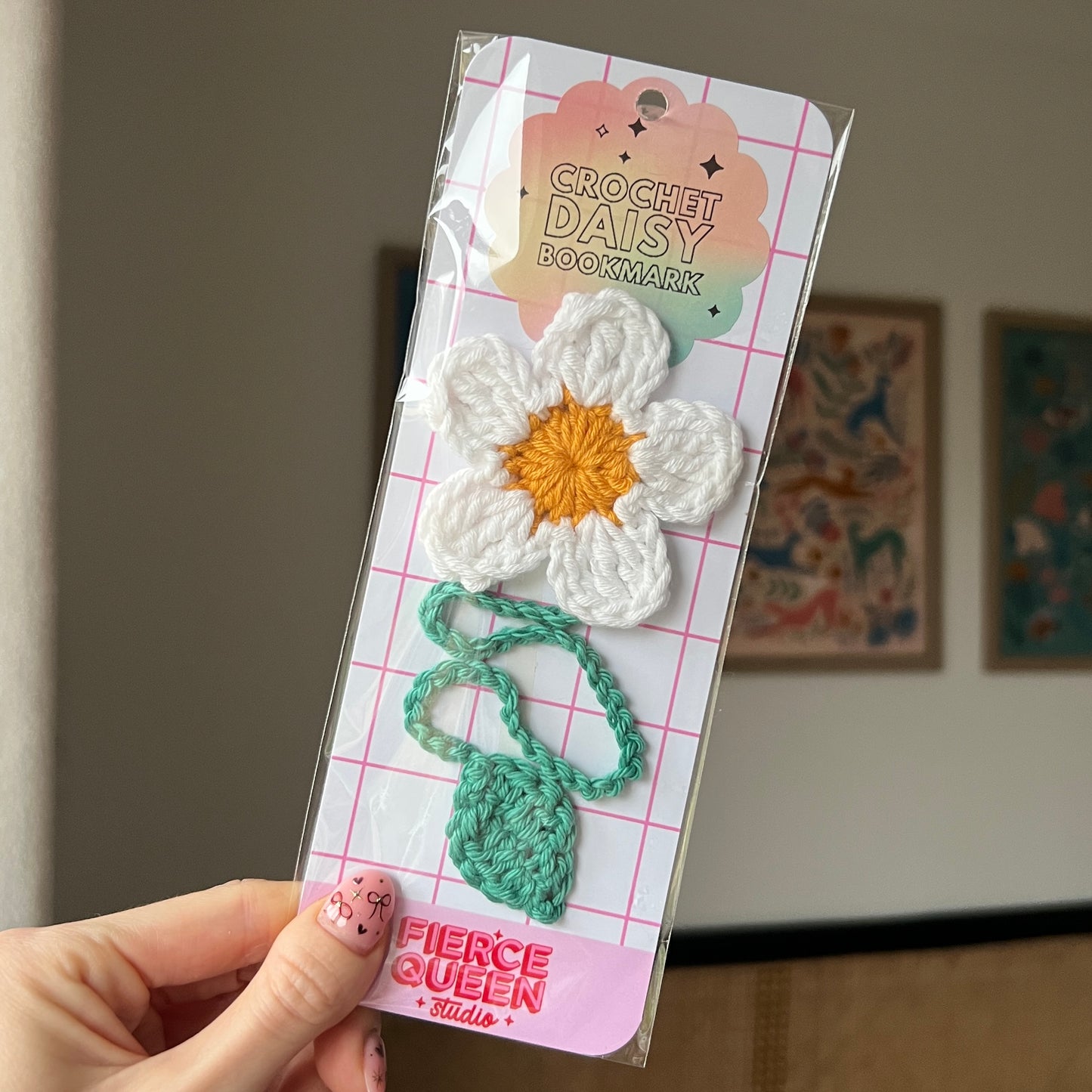 Crochet Daisy Bookmark