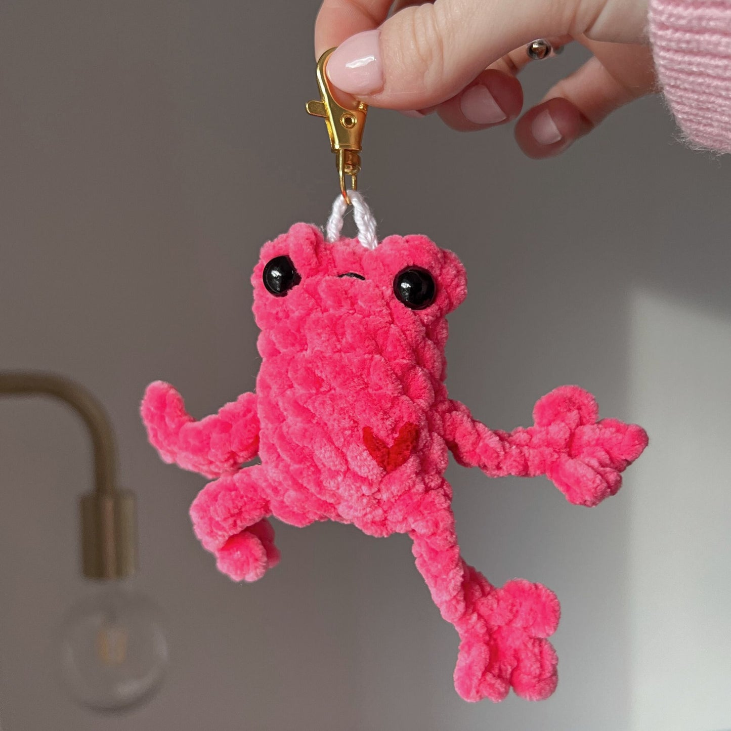 Crochet Love Frog Keychain (PREORDER)